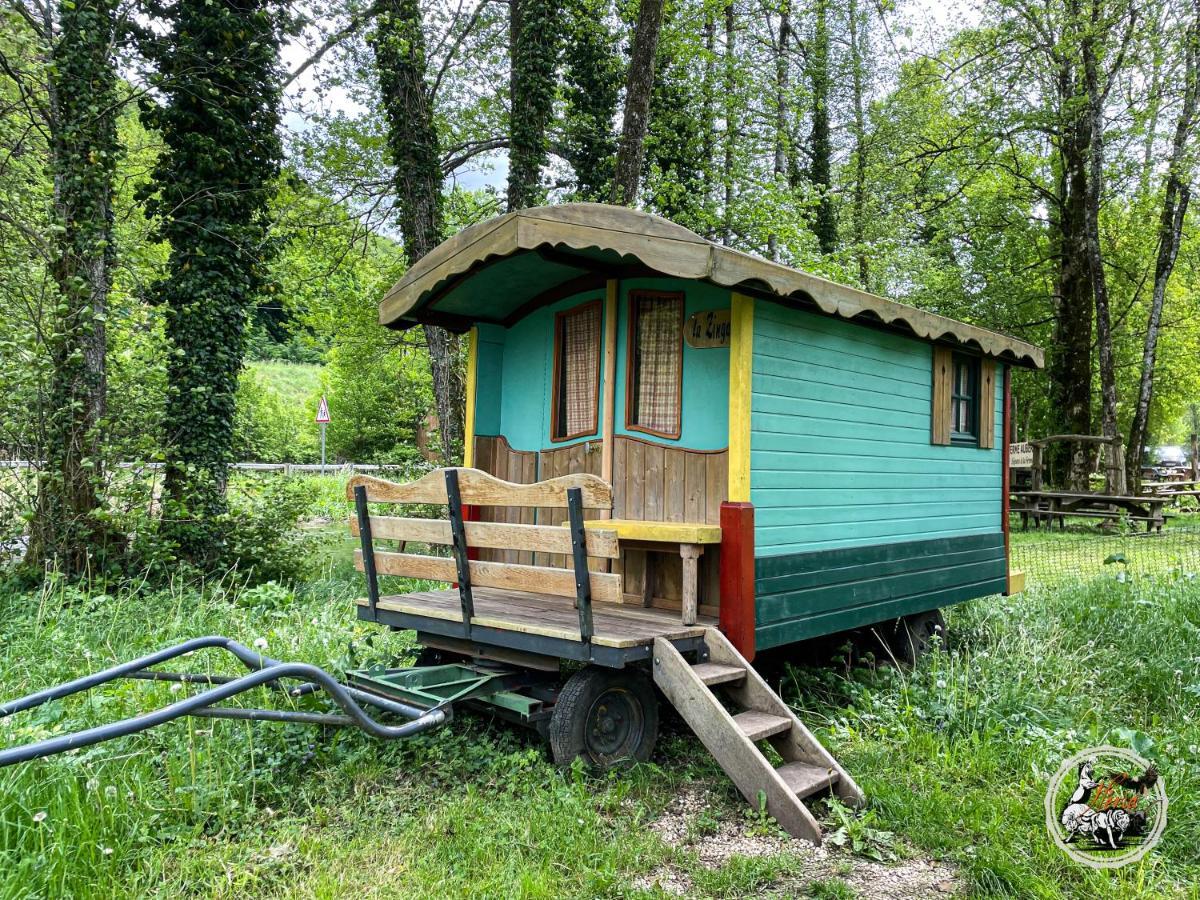 Parc Animalier Du Herisson Villa Doucier Exterior photo
